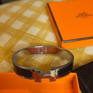 Used Hermes H Bracelet. 100% authentic